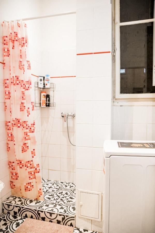 Stylish Central Location Kazincy Netflix 1Br Budapeşte Dış mekan fotoğraf